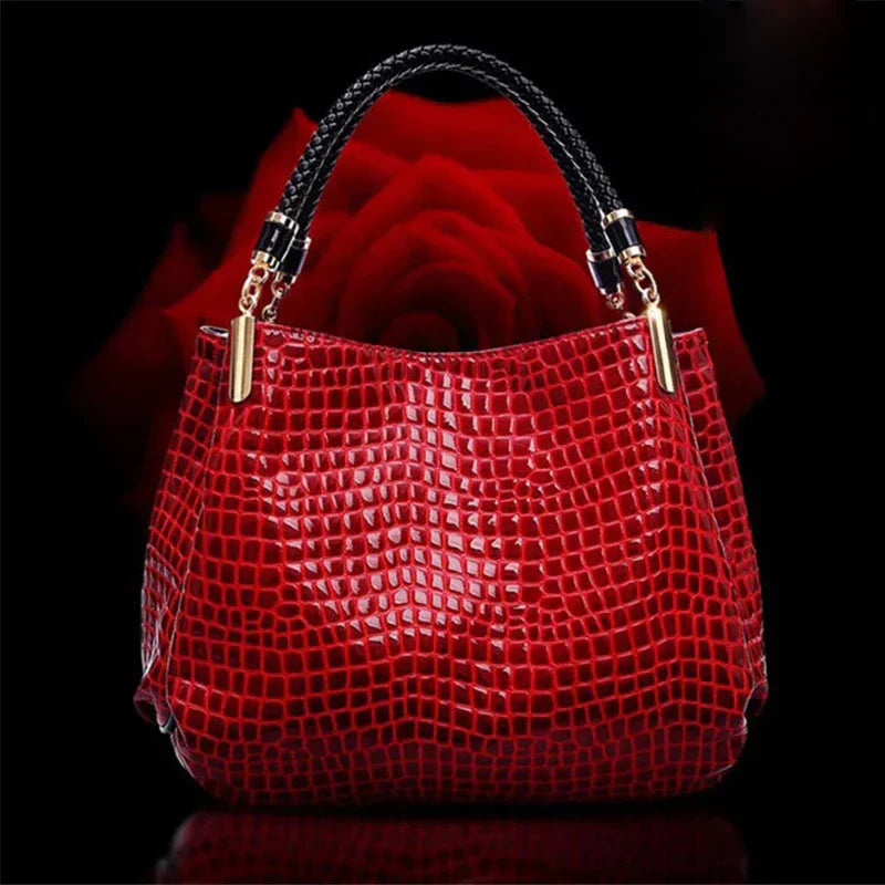 Xella | Elegant handbag with crocodile pattern-Elly Rose