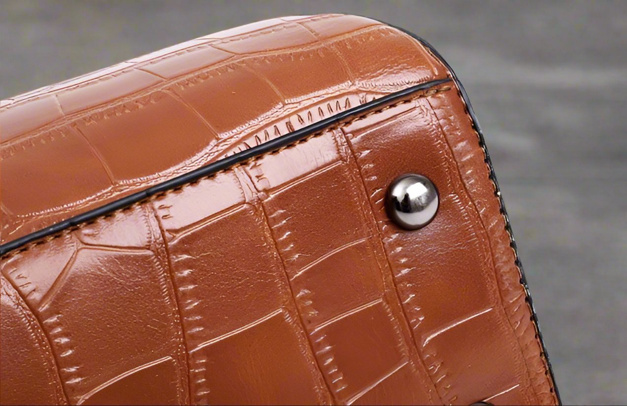 Qyra- 4-piece modern leather bag set-Elly Rose