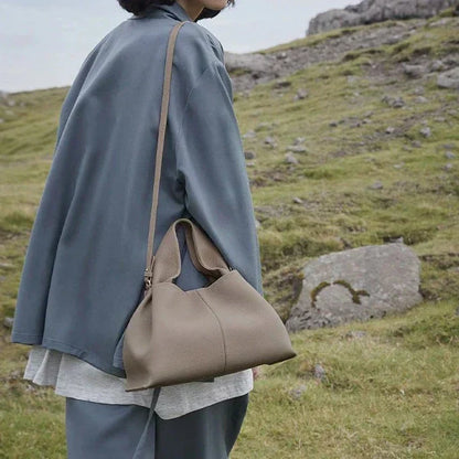 Wiona - New, unique and elegant vintage handbag-Elly Rose