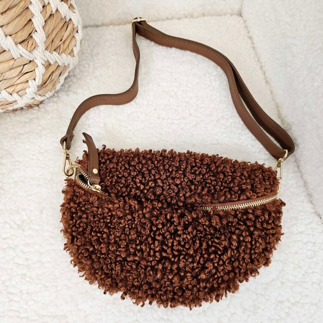 Knitted shoulder bag - Logan-Elly Rose