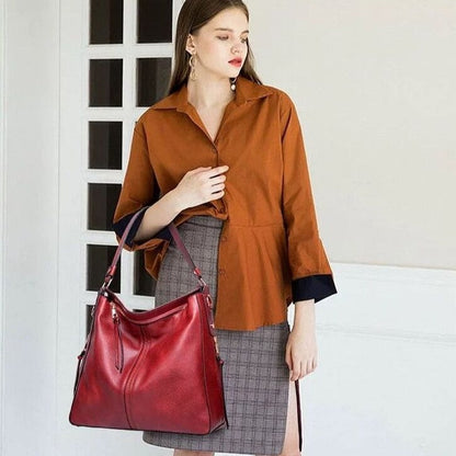 Cecile | Elegant leather messenger bag with large interior-Elly Rose