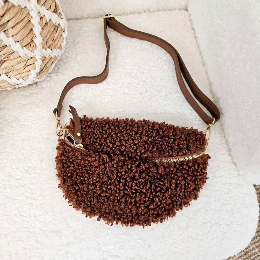 Knitted shoulder bag - Logan-Elly Rose