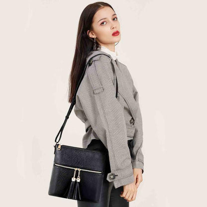 ChicRibbon - Elegant shoulder bag with tassels-Elly Rose