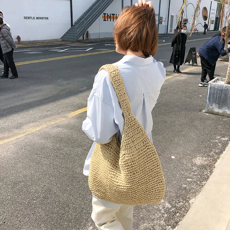 Round straw shoulder bag for summer - Satiro-Elly Rose