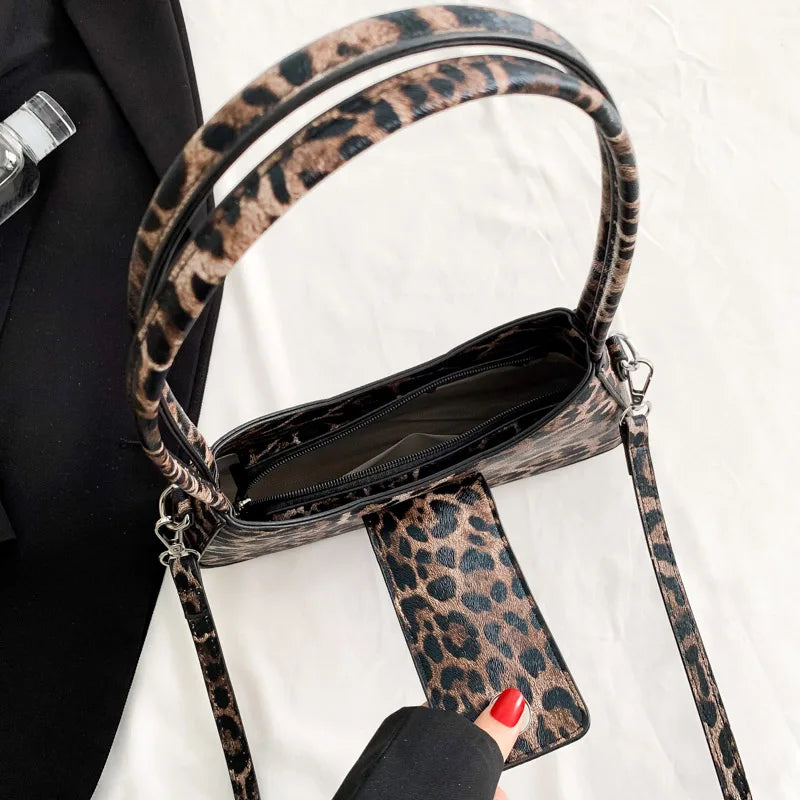 French armpit bag with leopard print-Elly Rose