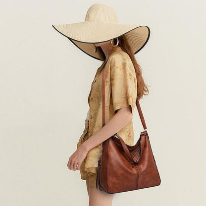 Cecile | Elegant leather messenger bag with large interior-Elly Rose