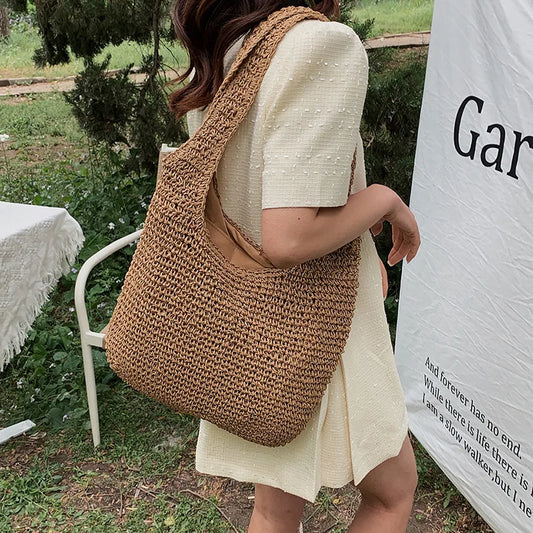 Round straw shoulder bag for summer - Satiro-Elly Rose