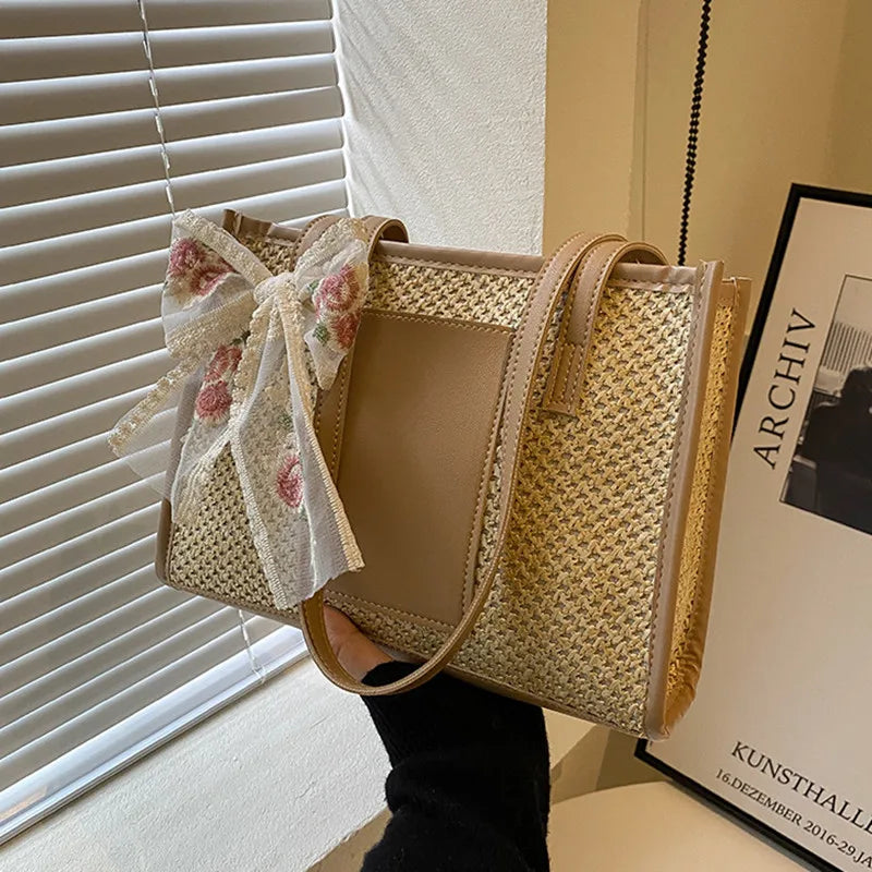 ChicWave Holiday braided handbag-Elly Rose