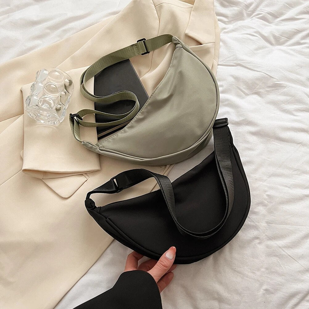 Mia | Handbag with adjustable shoulder strap-Elly Rose