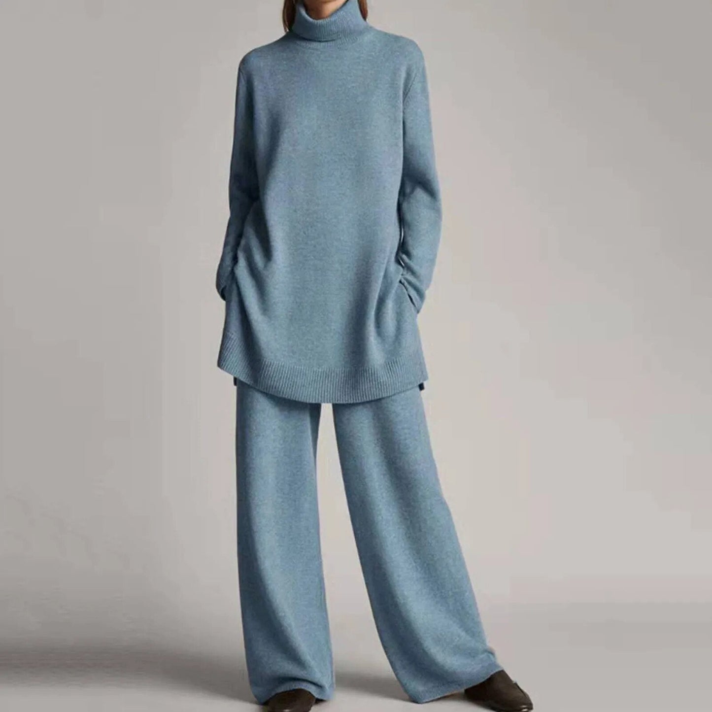 Joy© | Pull à col roulé et ensemble de pantalons