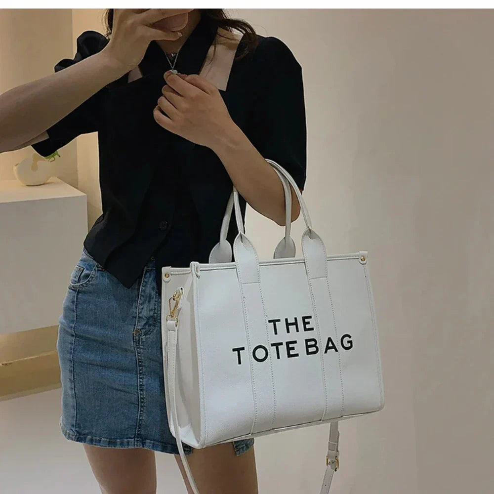 TOTE - Spacious travel bag-Elly Rose