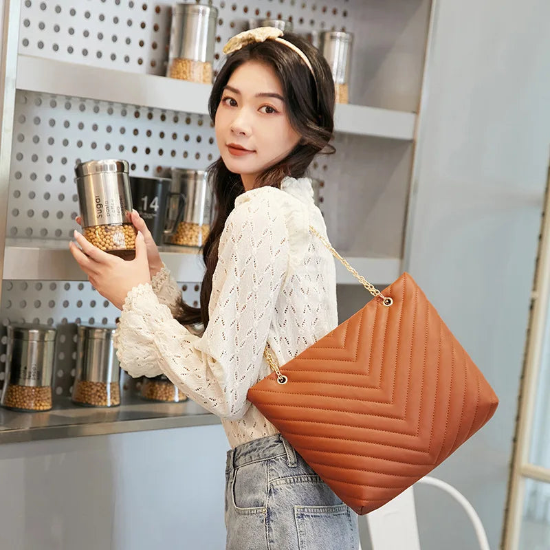 LuxuryStyle Trendy embroidered shoulder bag-Elly Rose