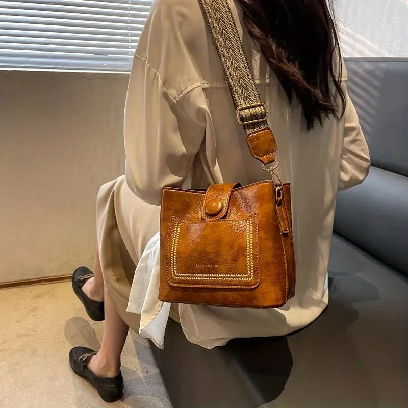 Elegant, timeless bag-Elly Rose