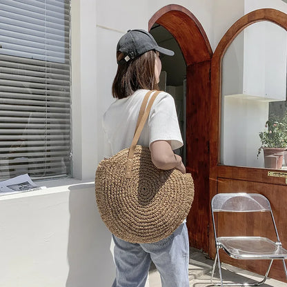 Zoë | Elegant and multifunctional handmade straw bag-Elly Rose