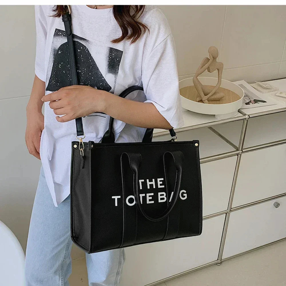 TOTE - Spacious travel bag-Elly Rose