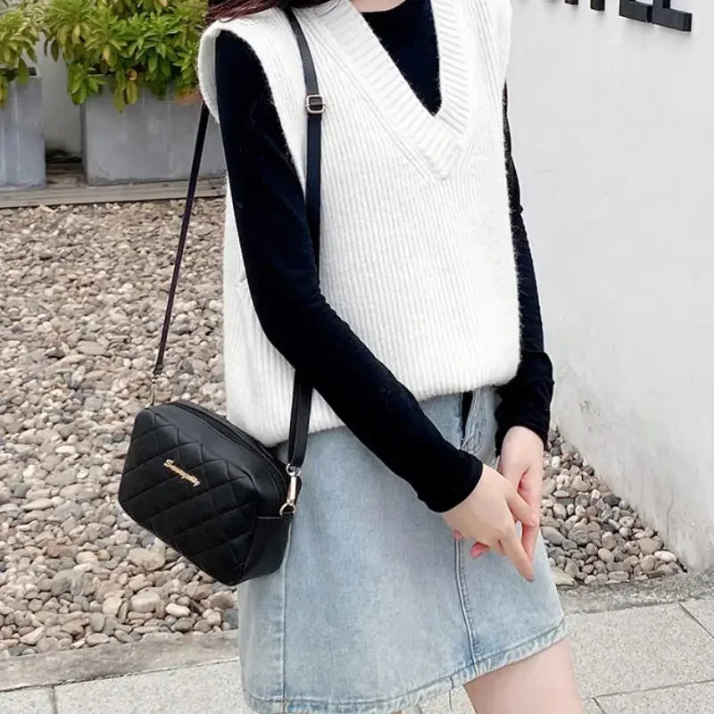 EleganceLuxe Lingge shoulder bag-Elly Rose