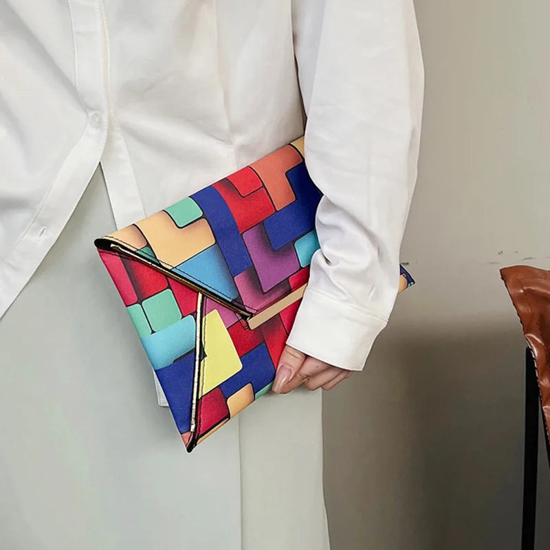 Lumière rainbow pouch-Elly Rose