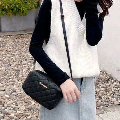 EleganceLuxe Lingge shoulder bag-Elly Rose