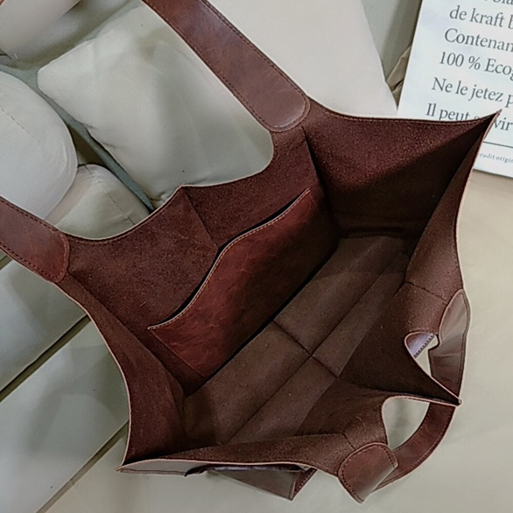 Liva Bag | Spacious leather handbag-Elly Rose