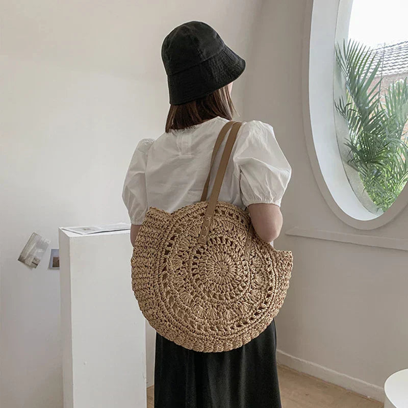 Zoë | Elegant and multifunctional handmade straw bag-Elly Rose