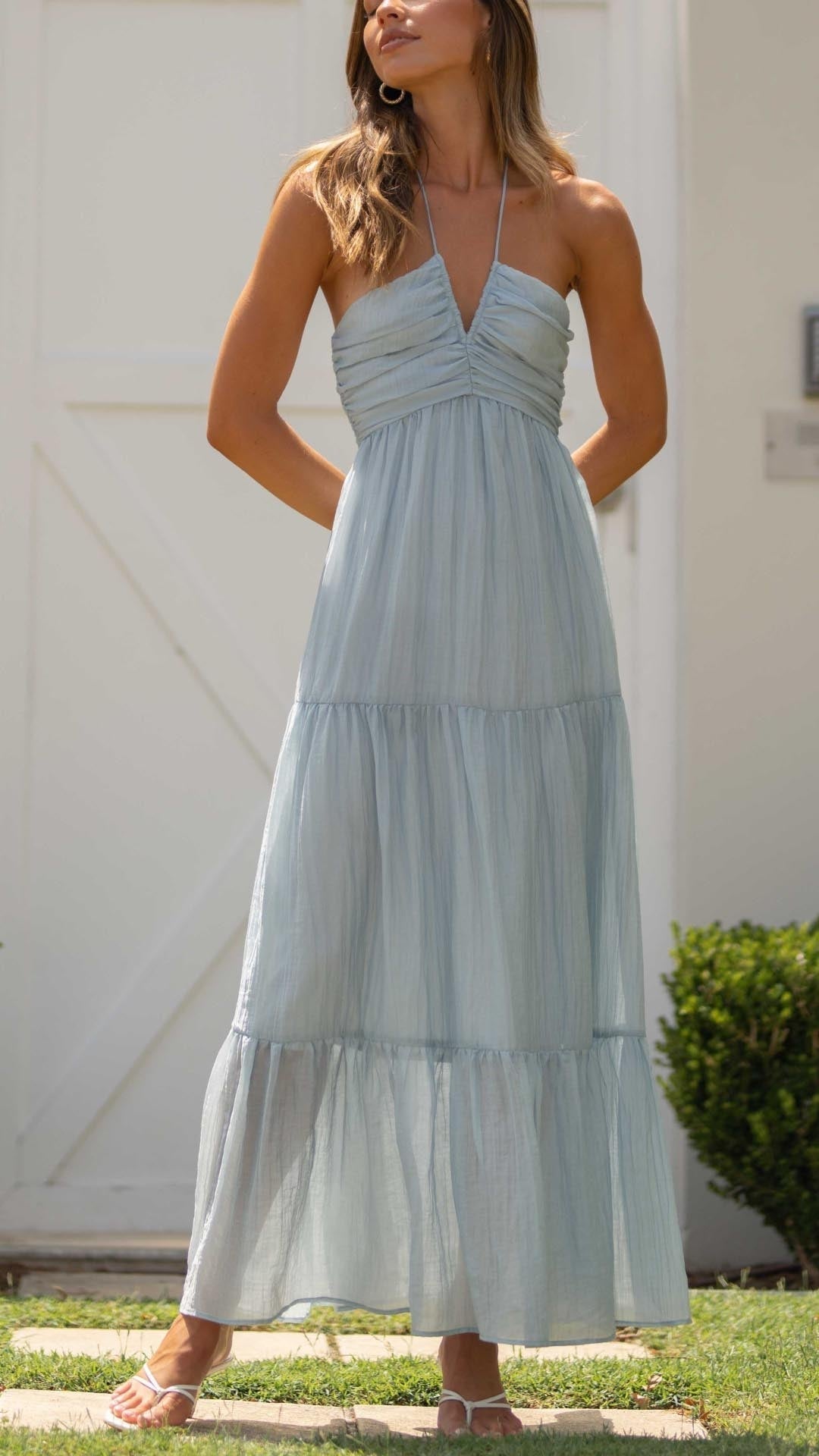 Kamiyah - Robe longue dos nu éthérée bleu vif