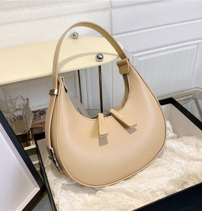 Terra - Trendy half-moon shoulder bag-Elly Rose
