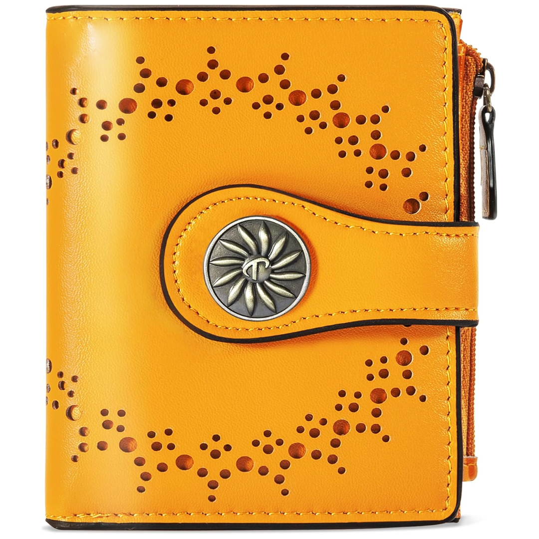 Women's RFID wallet with zip pocket - Claire-Elly Rose