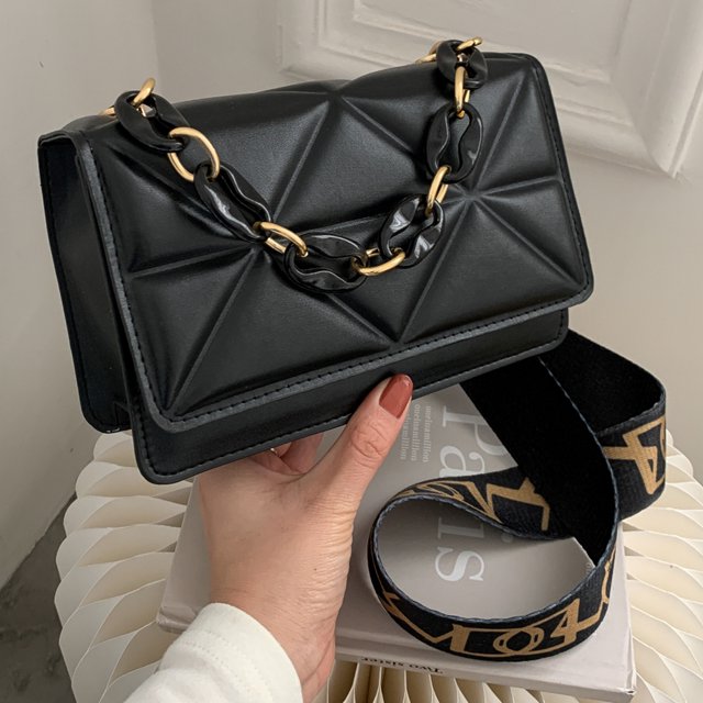 Savannah padded handbag | Elegant and trendy-Elly Rose