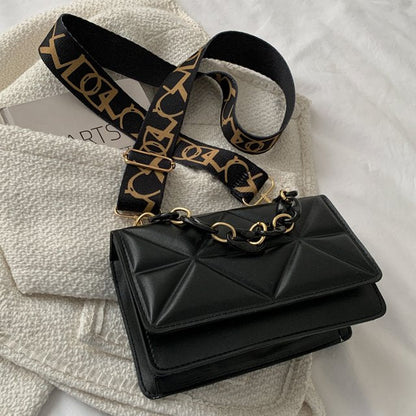 Savannah padded handbag | Elegant and trendy-Elly Rose