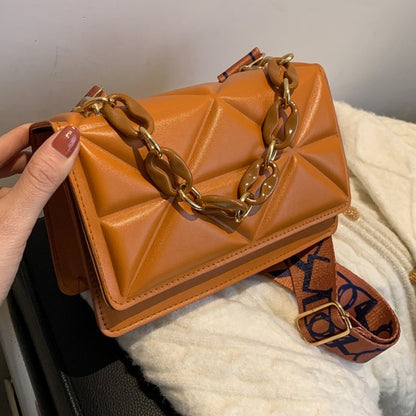 Savannah padded handbag | Elegant and trendy-Elly Rose