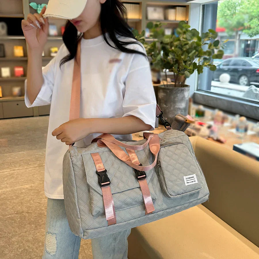 Craft Crest - Easy-to-carry sports bag-Elly Rose