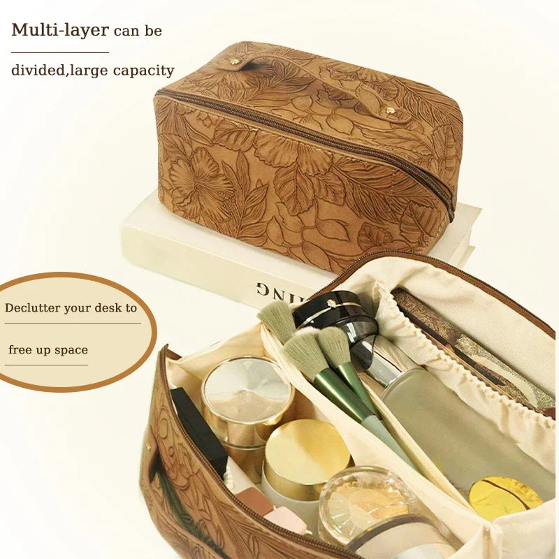 LumiLuxe - Elegant make-up travel bag-Elly Rose