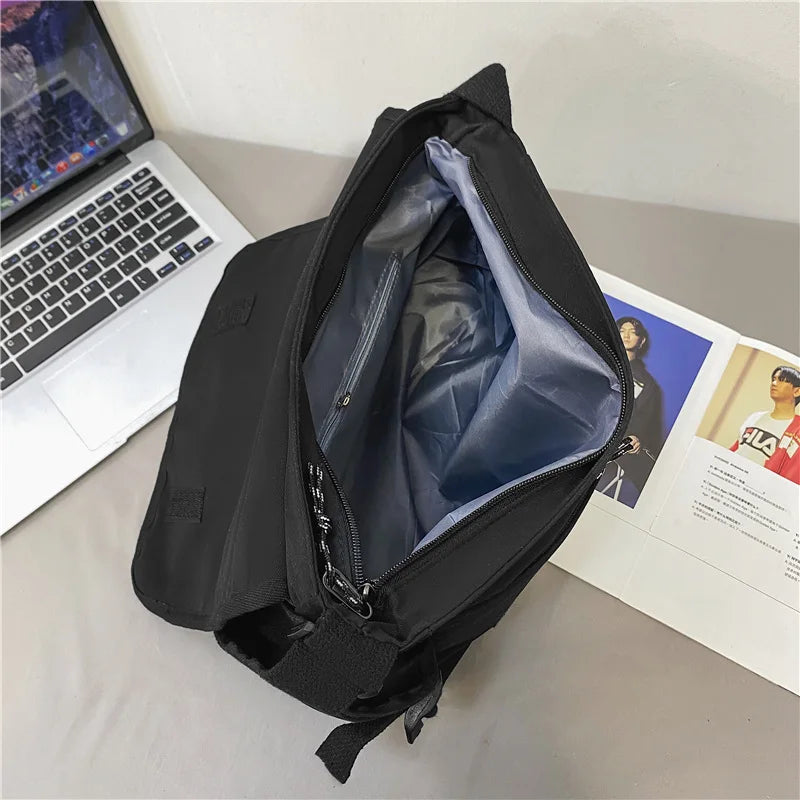 Zip & Trip - Trendy nylon shoulder bag-Elly Rose