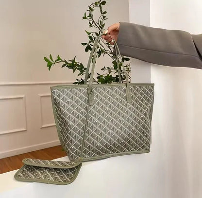 RoyalEase - Large Classic Shoulder Bag-Elly Rose