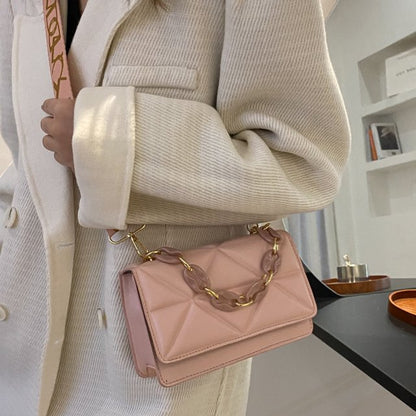 Savannah padded handbag | Elegant and trendy-Elly Rose