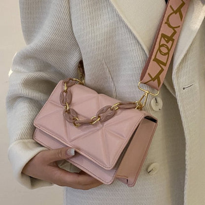 Savannah padded handbag | Elegant and trendy-Elly Rose