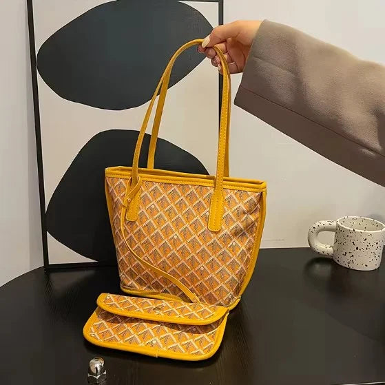 RoyalEase - Large Classic Shoulder Bag-Elly Rose