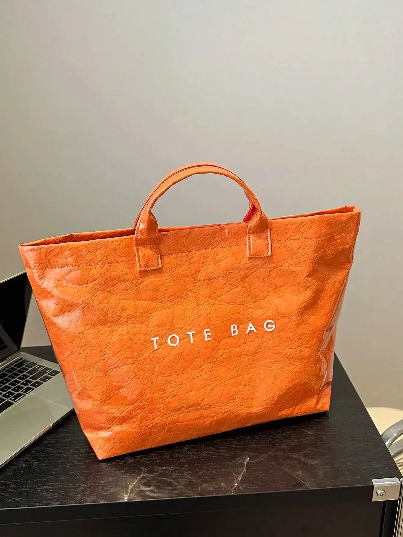 TOTE - Spacious, water-repellent bag-Elly Rose