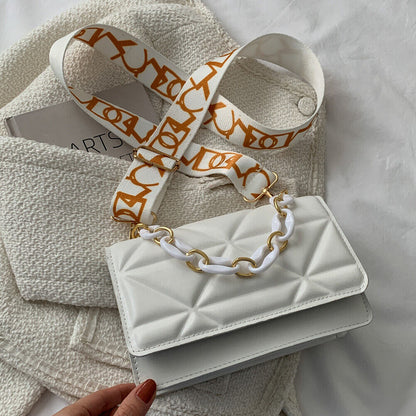 Savannah padded handbag | Elegant and trendy-Elly Rose