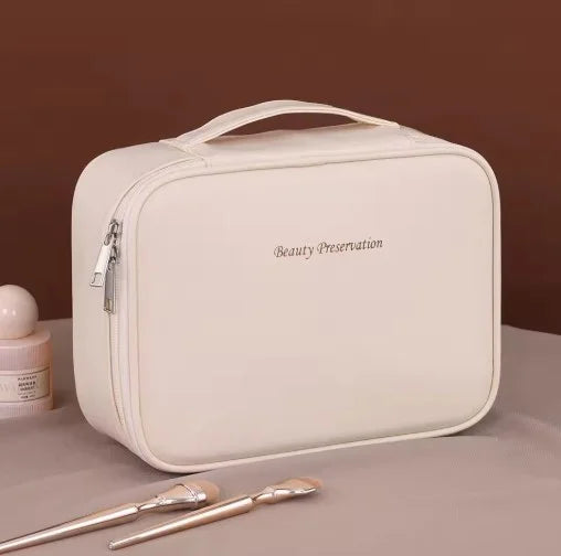 PrestigeGlam - Elegant and luxurious make-up bag-Elly Rose
